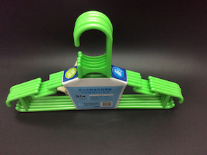 FY-0056 PLASTIC HANGER           